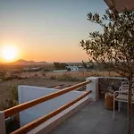 Stone Waves αpartments & Apartment Agios Arsenios