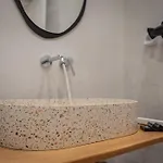 Stone Waves αpartments * Agios Arsenios