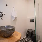 Apartment Stone Waves αpartments &