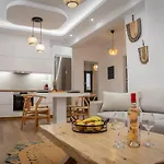 Stone Waves αpartments &