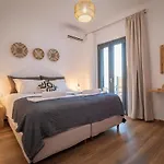 Stone Waves αpartments &