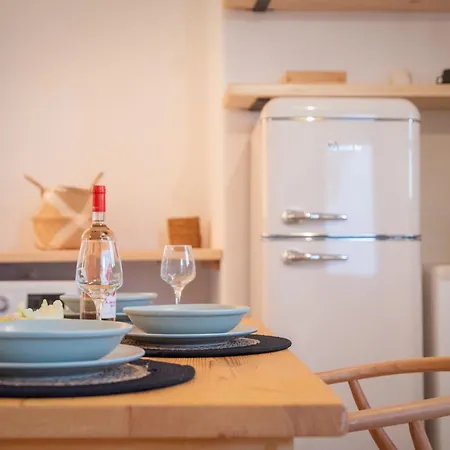 Stone Waves αpartments & Apartment Agios Arsenios