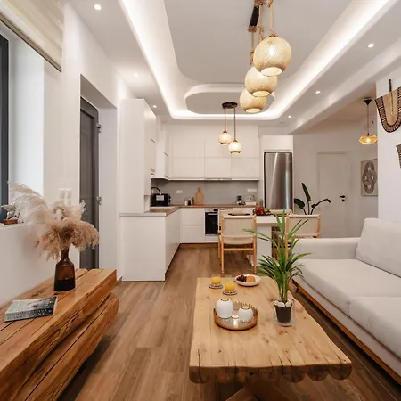 Stone Waves αpartments & Apartment