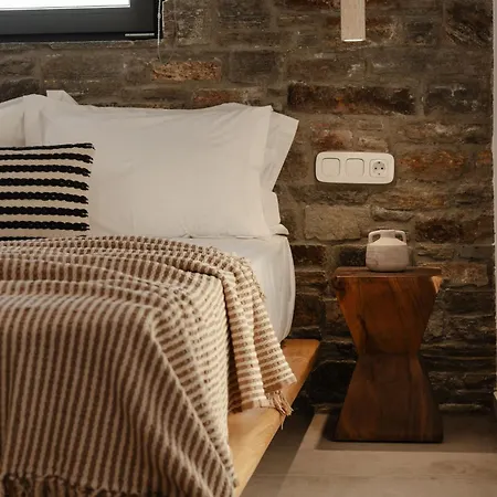 Stone Waves αpartments Agios Arsenios