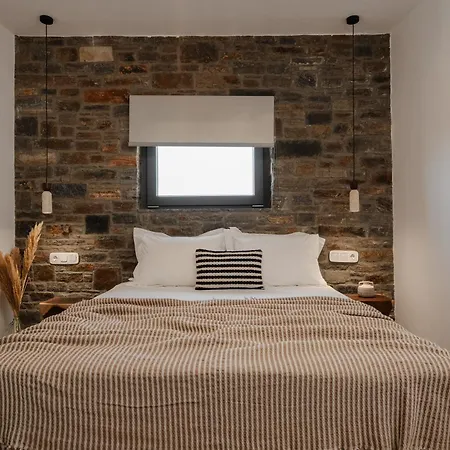 Stone Waves αpartments&villas * Agios Arsenios